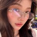 Ultra Lightweight Frameless Square Women's Anti Blue Light Glasses Suitable for Daily Casual Wear. 