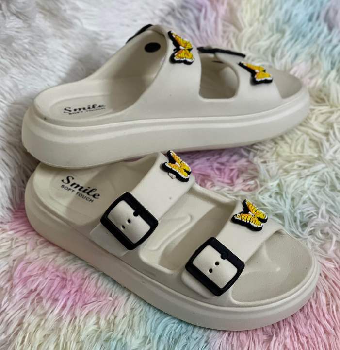New%20Soft%20EVA%20Rubber%20Lightweight%20&%20Comfortable%20Buckle%20Sandals%20with%20Cute%20Charms%20for%20Girls%20&%20Womens%20-%20Image%208