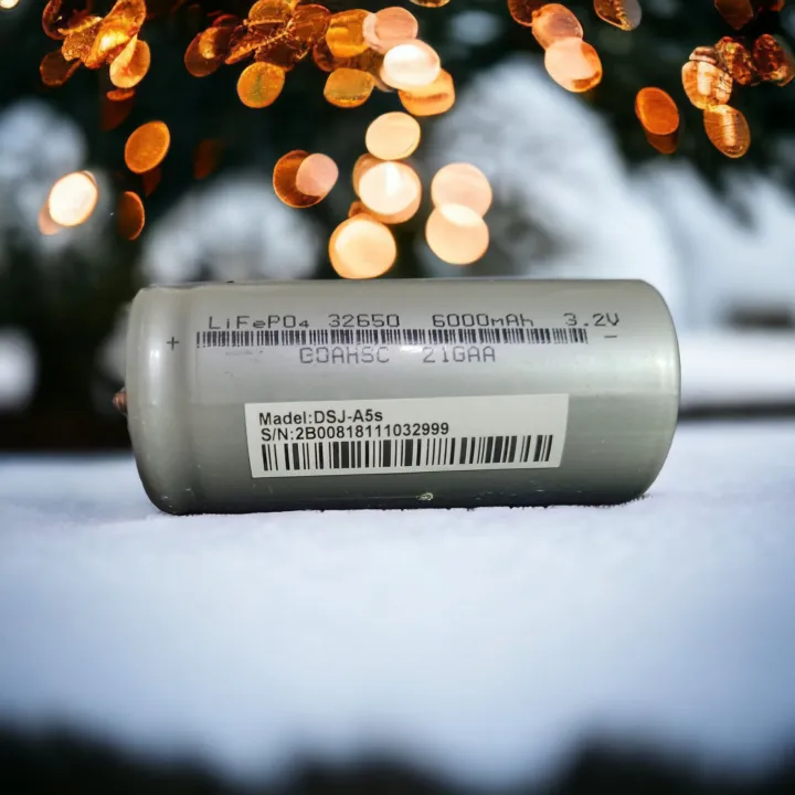 3.2V%206Ah%2032650%20,%2032700%20LiFePo4%20LITHIUM%20IRON%20PHOSPHATE%20BATTERY%20CELL%20Brand%20New%20-%20Image%207