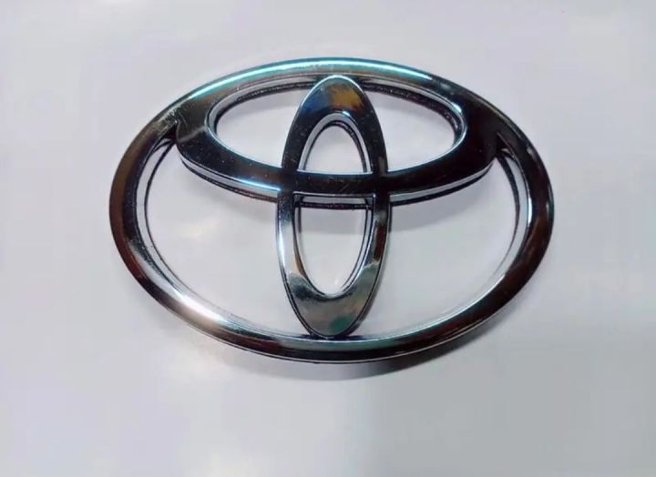 Toyota%20Car%20Universal%20Monogram%20Best%20Quality%20Products%20C-WEM%20-%20Image%202