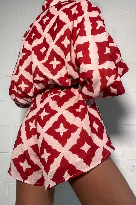 2026%20New%20Autumn%20Women%20Loose%20Casual%20Print%20Strap%20Jumpsuit%20Red%20Print%20Bow%20Tie%20Turndown%20Collar%20Loose%20Bodysuit%20%20Outfits%20Streetwear%20-%20Image%202