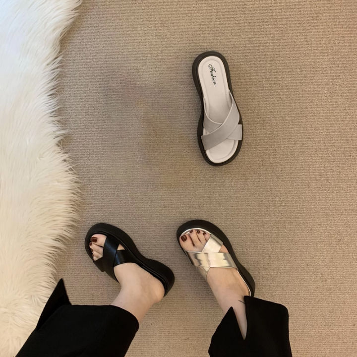 Kdashop%20fast%20delivery%20from%20Thailand%20sandals%20with%20cross%20straps%20new%20design,%20beautiful%20work,%20good%20heel%20support,%20comfortable%20to%20wear,%20not%20aching,%20no%20pain,%20girls%20see%20it%20as%20a%20must%20scream%20to%20hurry%20to%20buy%20it.%20-%20Image%202