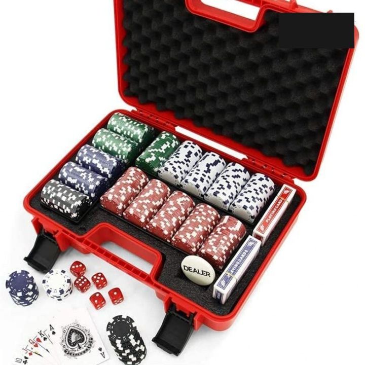 Poker%20Game%20Set%20With%20Coins%20-%20Image%204