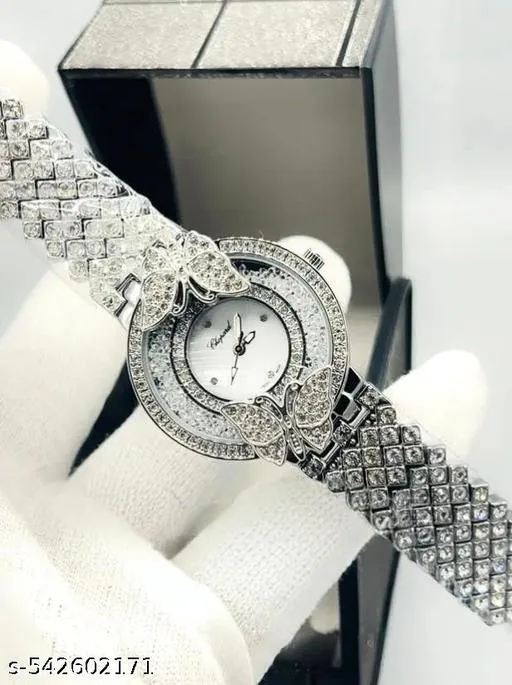 Beautiful%20Stunning%20Analog%20Butterfly%20%20Watch%20for%20Ladies%20-%20Image%202