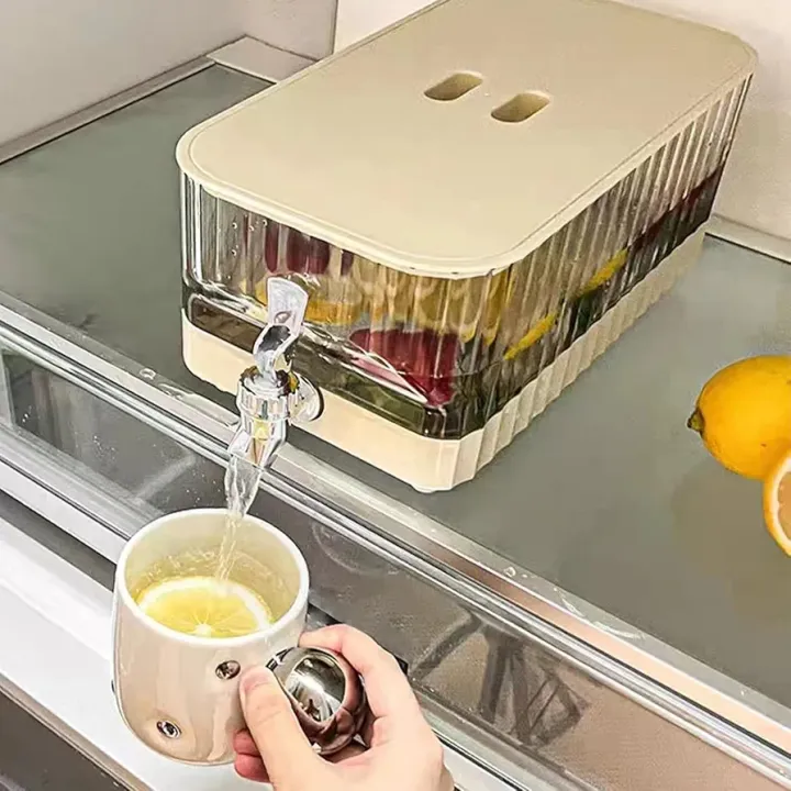 Chillers%20Water%20Fountains,%20Fridge%20Drinks%20Dispenser%20with%20Tap%205.3L%20Fridge%20Jug%20Drinks%20Chiller%20Large%20Cold%20Drink%20Container%20with%20Lid%20for%20Iced%20Tea%20White%20-%20Image%203