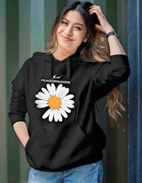 Full%20Sleeve%20Premium%20Hoodie%20for%20women%20Sweatshirt%20-%20Elevate%20Your%20Style.%20Stay%20Warm,%20Stay%20Trendy.%20Comfortable%20for%20Winter%20Season%20-%20Image%202
