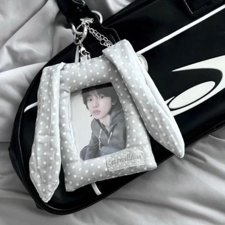 Hot%20Sale%20Y2K%20Polka%20Dot%20Rabbit%20Ears%20Card%20Holder%203-inch%20%20Photocard%20Holder%20%20Korean%20Style%20Bag%20Pendant%20-%20Image%204