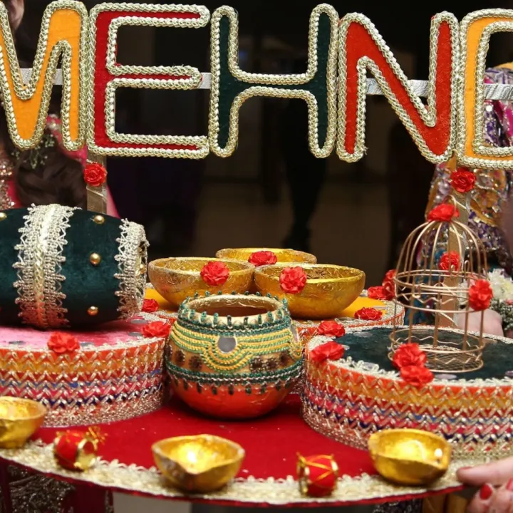 Mehndi%20Rasam%20Thaal%20Big%20Size,%20Premium%20Quality,%20Wedding%20Decorations%20-%20Image%204