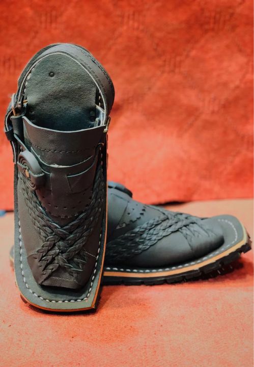balochi black Quetta chappal / chawat