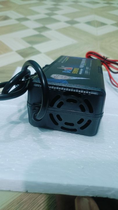 DJ%2012V%2030-200Ah%20Smart%20Heavy%20Duty%20Battery%20Charger%20%7C%20Lead%20Acid%20&%20Dry%20Cell%20Charger%20for%20Car,%20Auto%20Rickshaw,%20UPS%20&%20IPS%20%7C%20Professional%20Fast%20Repair%20Charger%20-%20Image%207