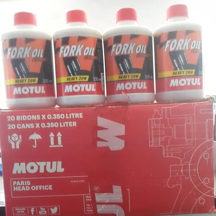 Motul%20motorcycle%20fork%20oil%20350ml%20-%20Image%204
