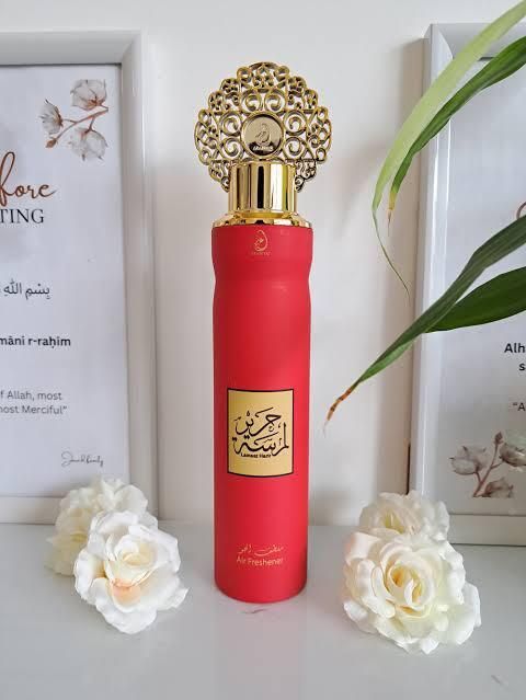 Lamsat Harir Arabiyat Air Freshener
300 ML