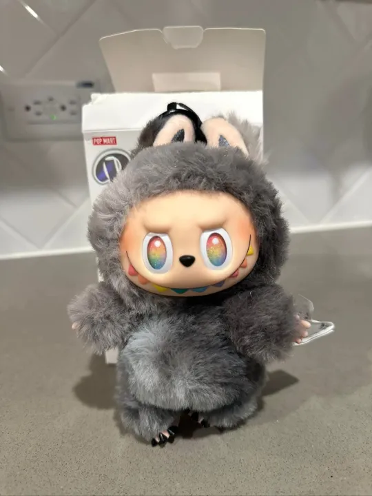 Labubu%20Big%20Into%20Energy%20Monster%20Keychain%20Blind%20Box%20(Random%20Character)%20-%20Image%202