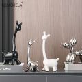 Ceramic Giraffe Statue Ornaments Giraffe Figurines Sculptures Bookshelf Table Ornament For Living Room Bedroom NightStand Decors. 