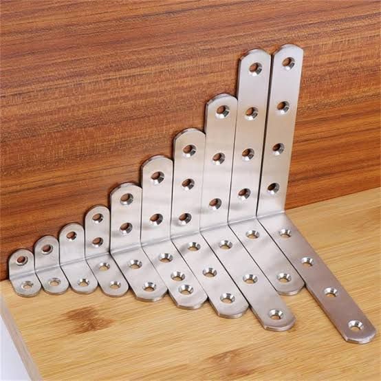 Steel L Shaped Support Angle with Screw for Wall, Size:- 1'' X 1"