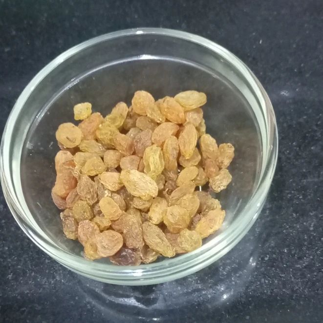 Kishmish/ Desi Sogi/ Desi Mewa 500g