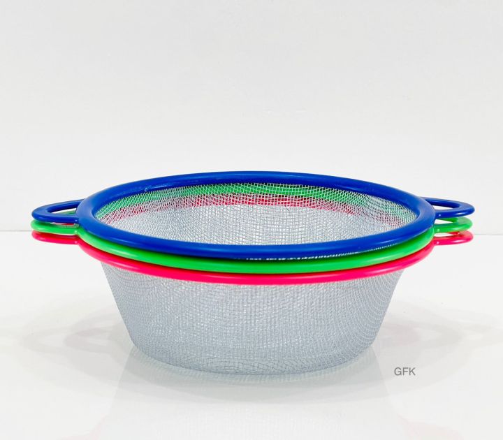 Stainless%20Steel%20Stainer%20With%20Handle%20-%20Image%202