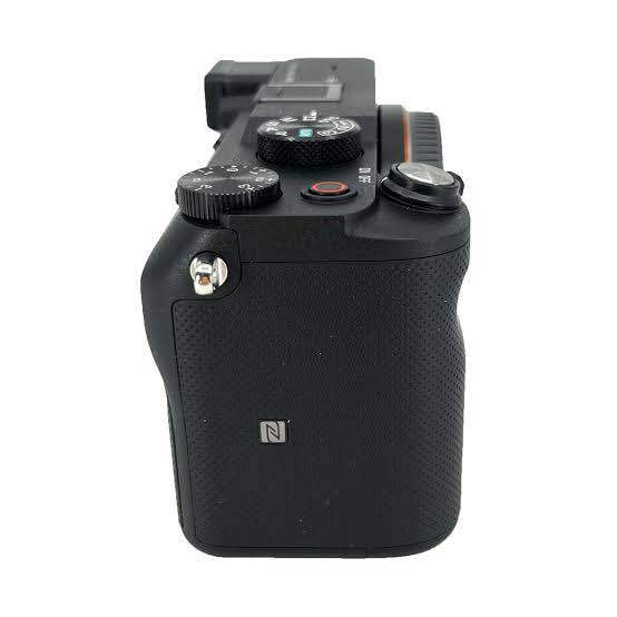 Sony%20Alpha%207C%20Full-Frame%20Mirrorless%20Camera%20-%20Black%20-%20Image%207