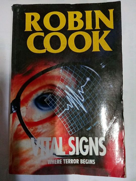 VITAL SIGNS BY ROBIN COOK