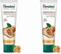 Himalaya Blackhead Clearing Walnut Face scrub 100G. 