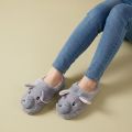 A Pair of Brown Plush Capybara Animal-Patterned Furry Home Slippers with Soft Soles, Comfortable and Warm, Non-Slip Indoor Slippers Suitable for Men and Women, Lightweight, Silent, and Comfortable Shoes, the Perfect Holiday Choice.