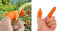 Silicone Thumb Cutter for Vegetables & Fruits - 5-in-1 Innovative Design for Effortless Cutting. 