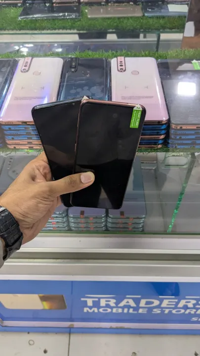Vivo%20V15%20Pop%20up%20Camera%206gb%20ram%20128gb%20rom%20Dual%20Sim%20Fingerprint%20PTA%20Approved%20With%20Box%20Nd%20Charger%20-%20Image%204
