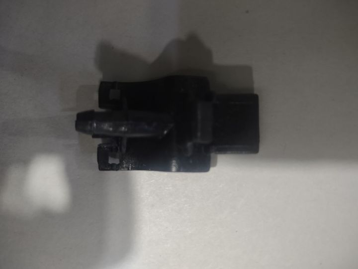 wiper%20nozzle%20TOYOTA%20COROLLA%202009-2023%201pes%20-%20Image%203