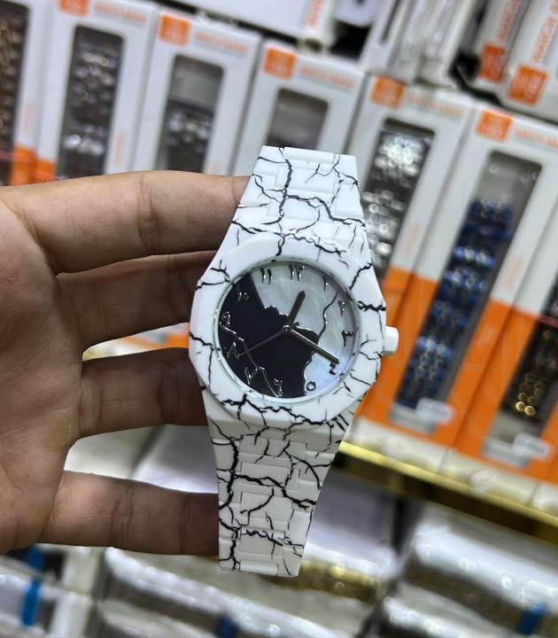 New%20Arabic%20Aura%20Watch%20With%20Black%20&%20White%20Zebra%20&%20marbel%20Design%20unique%20black%20&%20white%20dial%20100%25%20premium%20fiber%20quality%20light%20weight%20&%20easy%20to%20wear%20-%20Image%202