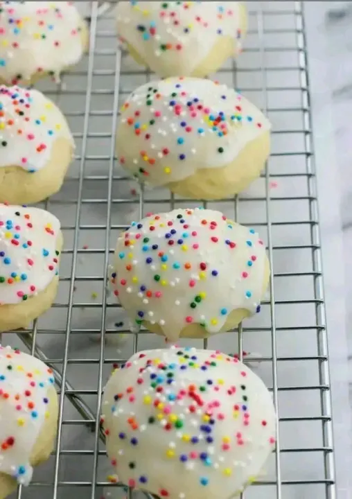 Round%20Sprinkle%20/%20Ball%20Sprinkle%2010g%20pack%20for%20decorating%20cake%20134%20-%20Image%206