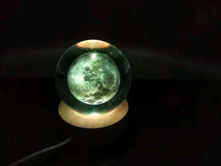 3D%20Crystal%20lamp.%203D%20Crystal%20Table%20Lamp.%20-%20Image%204