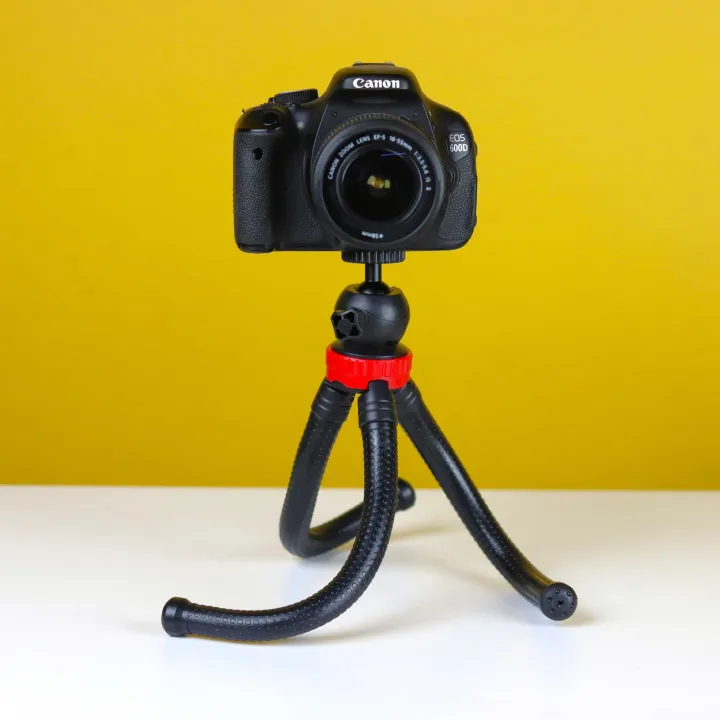 Octopus%20Tripod%20With%20Ball%20Head-%20Best%20For%20DSLR%20Or%20Smartphone%20Vlogging%20&%20Table%20Stand%20-%20Image%203