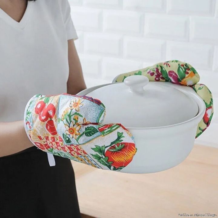 Heat%20Resistant%20Anti-Slip%20Cooking%20Glove%20-%20Microwave%20and%20Kitchen%20Baking%20Tool%20-%20Image%205