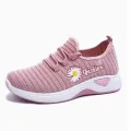 Trendy Mesh Non-Leather Casual Shoes for Outdoor Spring and Summer Low-Top Running Students with Soft Bottom. 
