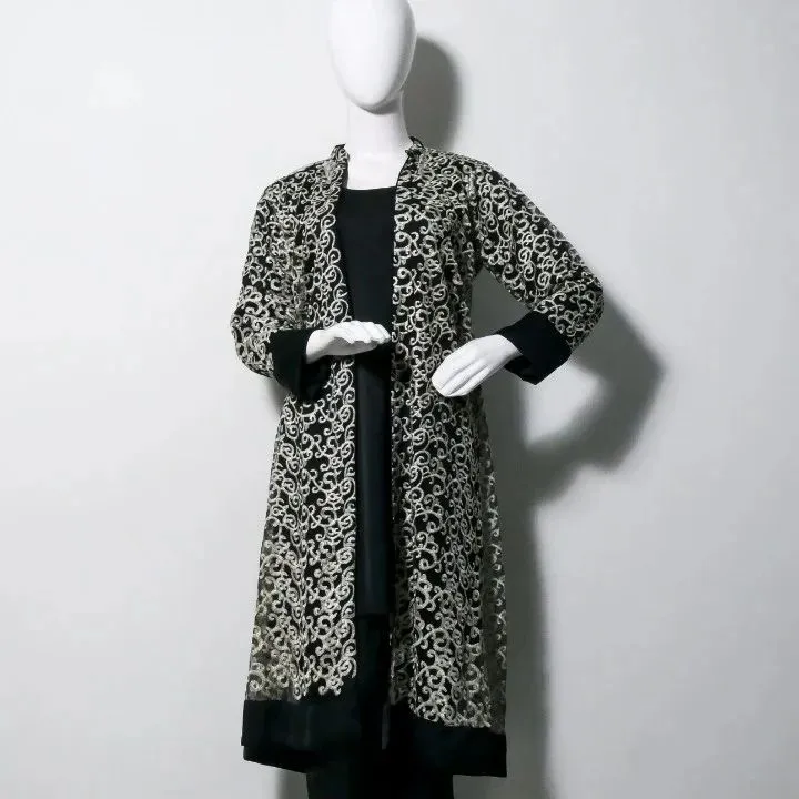 Black%20and%20Golden%20Dress%20-%20Image%204