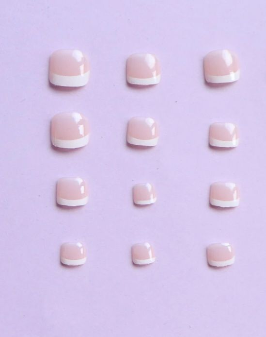 24%20pcs%20Press%20On%20Toe%20nails%20Nail%20Glue%20Included%20French%20Short%20Size%20Square%20Shape%20Nails%20for%20foot%20Includes%20Nails%20Glue%20sheet%C2%A0%20Mini%20file%20Feet%20nails%20-%20Image%203