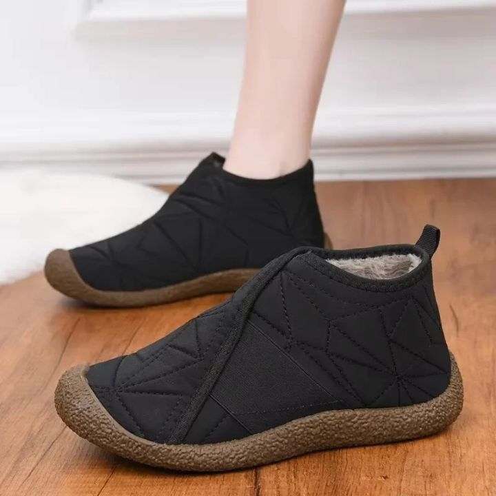 2024%20Winter%20Hot%20Selling%20Women's%20Shoes,%20Comfortable%20and%20Warm%20Women's%20Snow%20Boots%20with%20Thick%20Velvet%20on%20One%20Step%20-%20Image%204