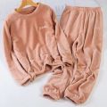Leisure 2024 Autumn/Winter Women's Warm Velvet Pajamas Loose Round Neck Elastic Top Warm Wool Elastic Waist Tight Leg Pants Set.