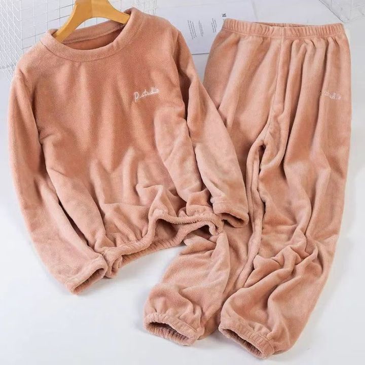 Leisure%202024%20Autumn/Winter%20Women's%20Warm%20Velvet%20Pajamas%20Loose%20Round%20Neck%20Elastic%20Top%20Warm%20Wool%20Elastic%20Waist%20Tight%20Leg%20Pants%20Set%20-%20Image%202