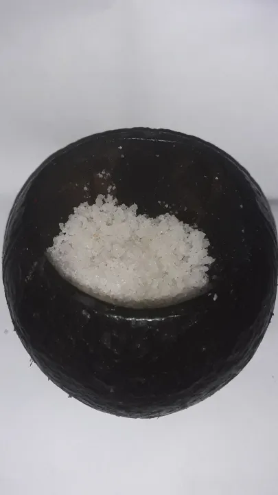 Coconut%20Shell%20Salt%20Container%20%7C%20Lunu%20Polkatu%20%7CSalt%20Cup%20-%20Image%202