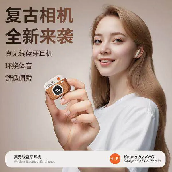 New%20AirPods%20Specials%20Edition%20Smart%20Digital%20Display%20Earbuds%20Blutooth%20Headphone%20High-Quality%20Berlin%20Sound%20Retro%20Camara%20Style%20Wareless%20Earbuds%20Q86%20-%20Image%202