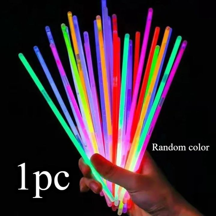 1-300Pcs%20Fluorescence%20Sticks%20Party%20Multicolor%20Glowing%20Stick%20Bright%20Colorful%20Light%20Bright%20Bendable%20Glow%20Bracelet%20Party%20Supplies%20-%20Image%208