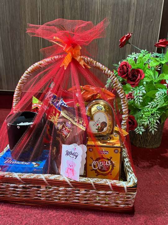 Gift Hamper Birthday Gift Gift Basket Best gift for girls and boys