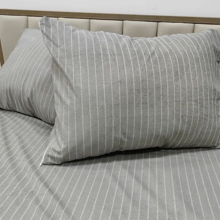 1pc%20Waterproof%20Pillow%20Cover%20Cotton%20Terry%20Fabric%20Zipper%20Pillow%20Protector%20Bedbug%20Proof%20&%20Hypoallergenic%2050x70cm%20-%20Image%208