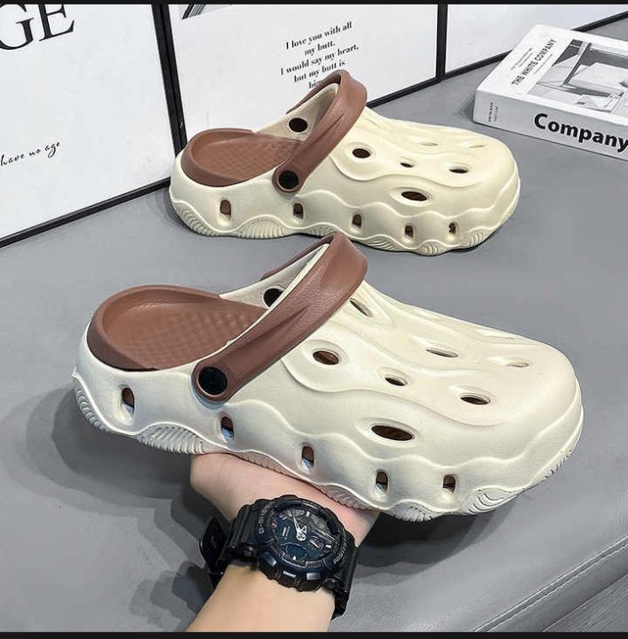 Comfortable Mens EVA Crocs & Sandals for Outdoor Best Sports EVA Clogs & Sandals