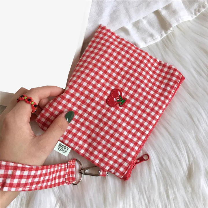 Red%20Cherry%20Canvas%20Makeup%20Bag,%20Portable%20and%20Easy%20to%20Carry.%20Red%20Plaid,%20Large%20Capacity%20Cosmetic%20Lipstick%20Storage%20Bag.%20-%20Image%203