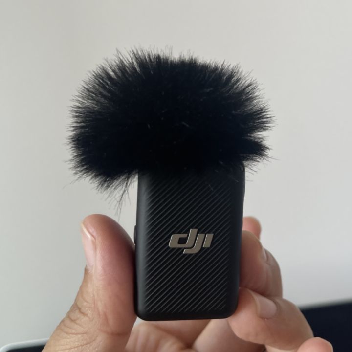 Outside%20Dead%20Cat%20Universal%20Lavalier%20Microphone%20Furry%20Cover%20Windscreen%20Fur%20Windshield%20Pop%20Filter%20For%20%20Mic%20Blue%20Mantis%20-%20Image%205