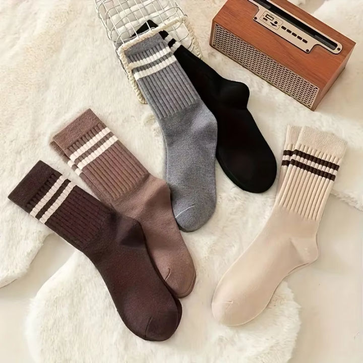 5%20Pairs%20Pack%20Trendy%20Striped%20Crew%20Socks%20Women's%20JK%20Fashion%20Socks%20for%20Sports%20Daily%20Wear%20Cute%20Fall%20Winter%20Collection%20-%20Image%203