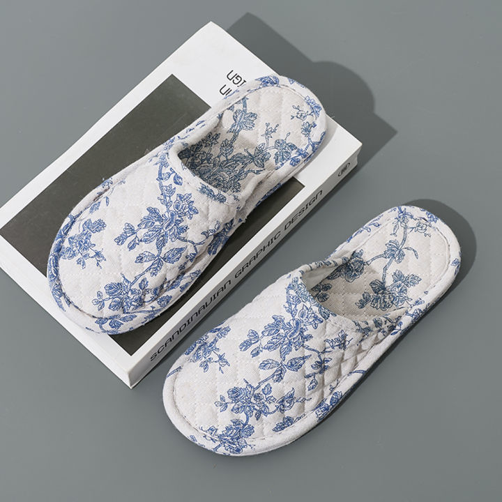 Home%20Indoor%20Slippers%20Soft%20Bottom%20Antislip%20Women%20Slippers%20Fashion%20Cotton%20Floral%20Floor%20Shoes%20Warm%20Lightweight%20Bedroom%20Slippers%20-%20Image%205