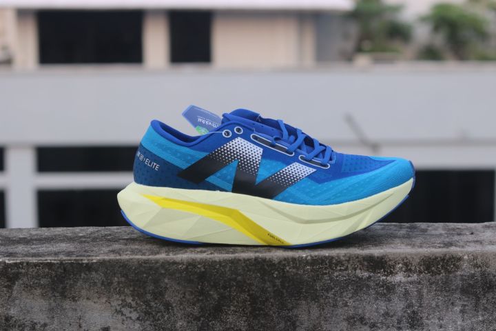 New Balance Fuelcell Superconp Elite V4 Running Shoes